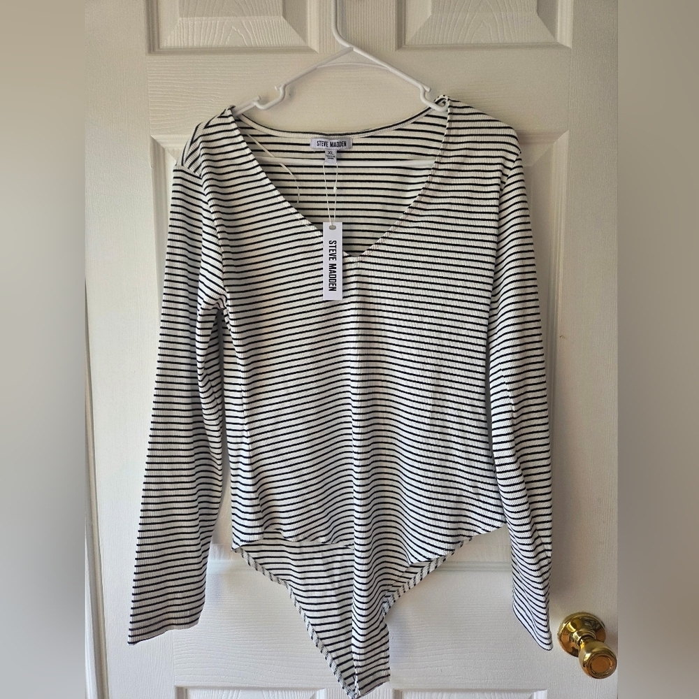 Steve Madden Bodysuit XL NWT Navy and White